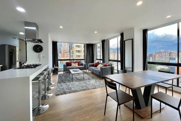 SkyLine Mountains Sauna Gym Luxury Apto