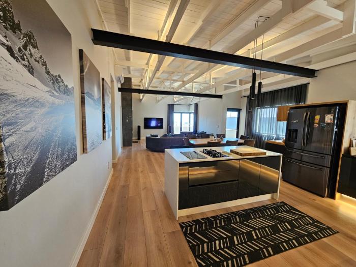 Fabulous views withthe comfort.