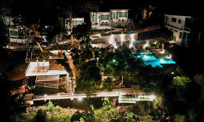Alunan Resort