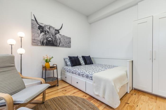 Charming Studio with Garden in Porto