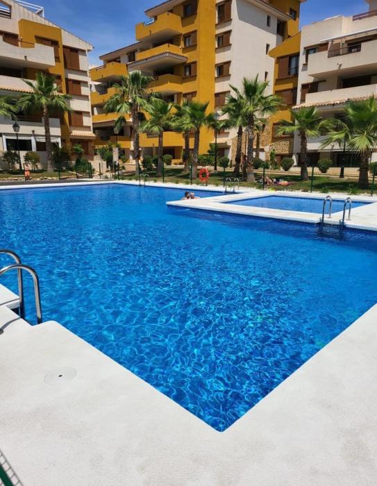 Apartamento Mar Azul, Punta Prima,La Recoleta,4 swimming pools and close to the sea