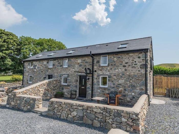 Horseshoe Cottage historic gem near Snowdonia.