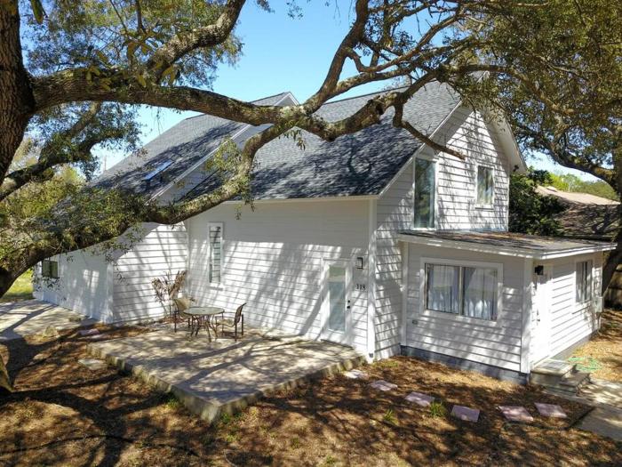 Bayside Cove Retreat Your Coastal Escape