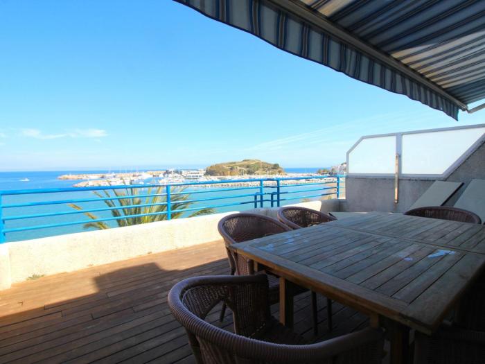 Ático con Terraza y Aire Acondicionado, Cerca de la Playa - ES-228-27