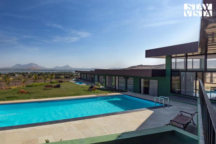 StayVistas Minty Mirage - Mountain & Lake-View Villa with Pool, Expansive Lawn & Terrace