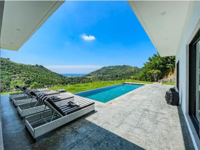 Villa Mimpi With Ocean View