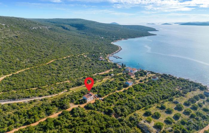 4 Bedroom Amazing Home In Banj