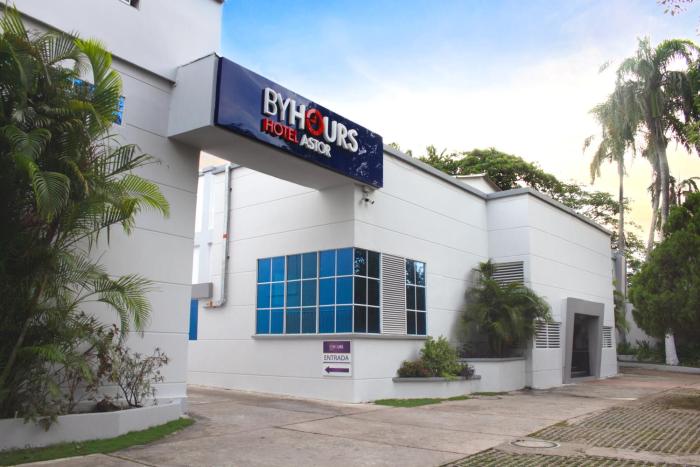 Hotel ByHours Astor - Adults Only