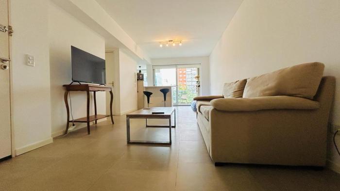 Palermo Hollywood. 2 ambientes con Pileta, Balcón y Parrilla