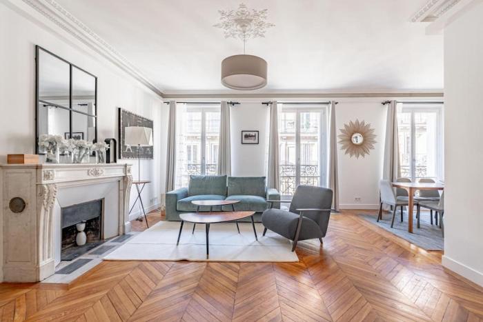 Champs Elysées Stylish Flat 2BR 6PPL
