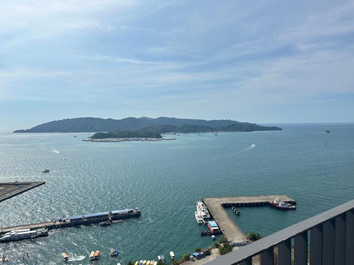 AJ Suites @ Jesselton Quay KK