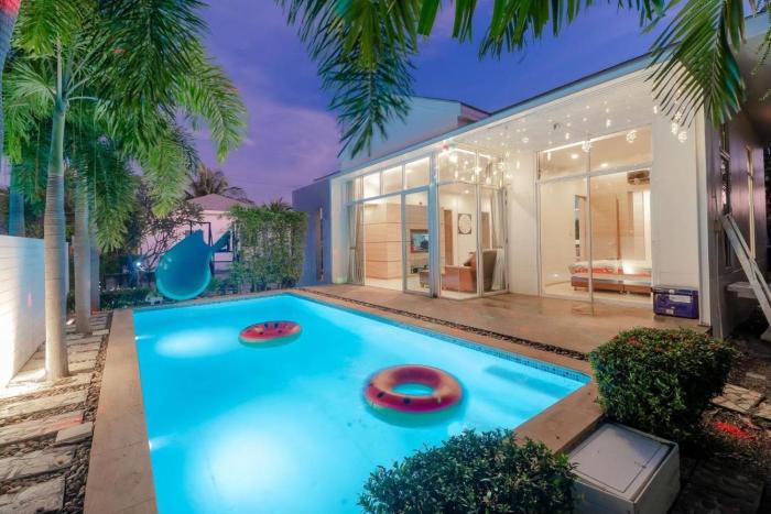 Near Beach One Pool Villa 1