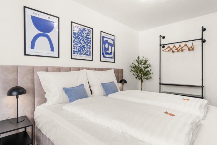 BLU APARTMENT -modern interior design in city centre- close to HBF & Uni