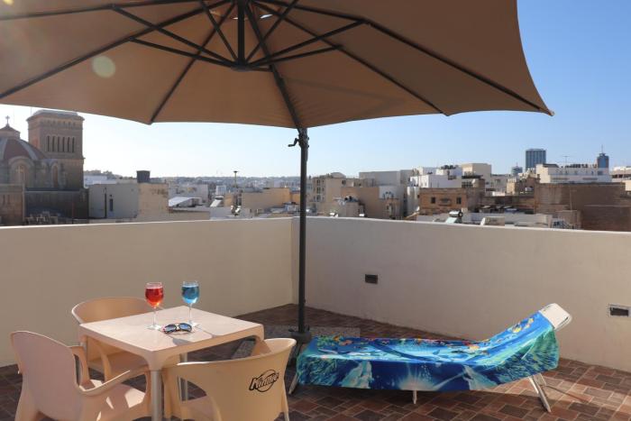 St Julians Sliema Penthouse 3 minutes walk from seafront