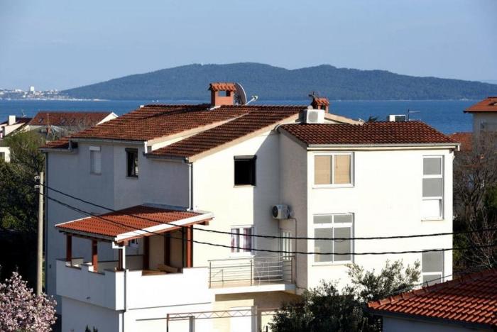 Apartments with a parking space Kastel Stafilic, Kastela - 21591