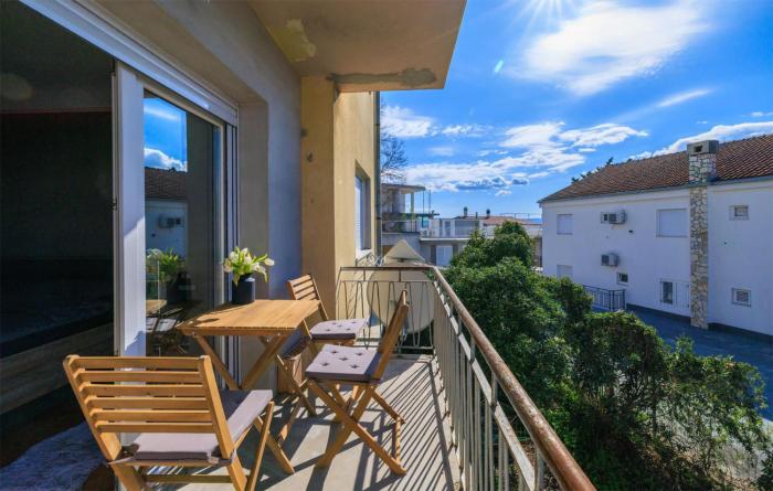 Beautiful Apartment In Crikvenica
