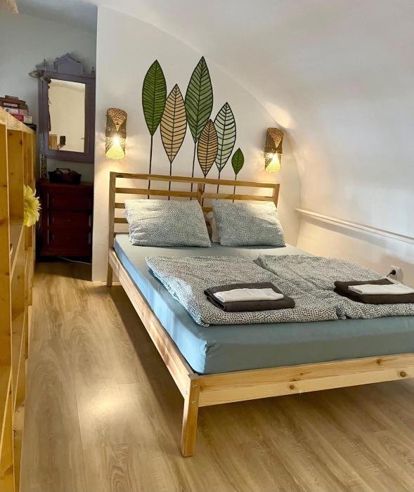 Unique, homey apartment with free parking in central Budapest