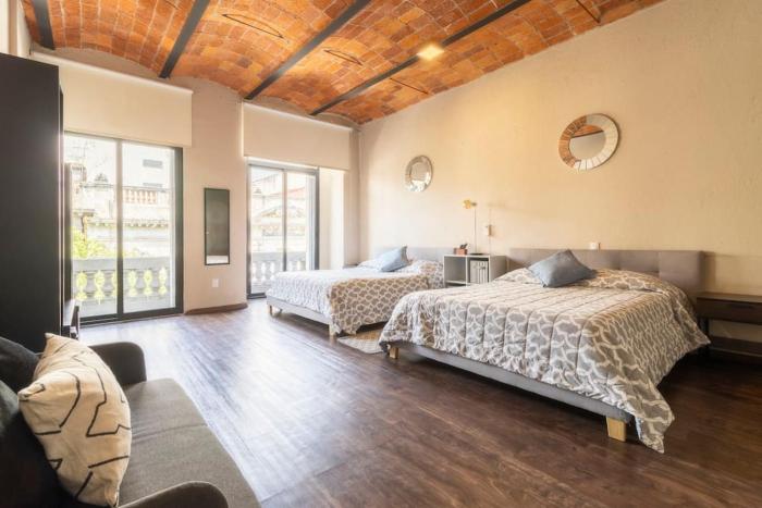 204 Historic Center 2Bdrm 2Bath AC Apt Rooftop