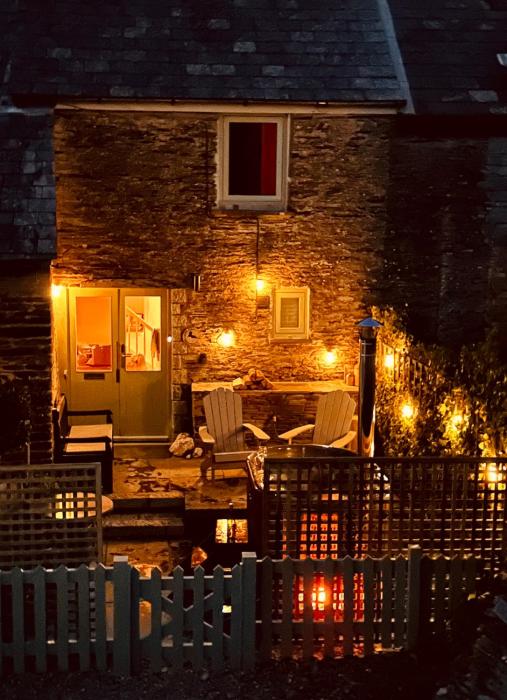 The Roundhouse Tregonce, Padstow, near the sea