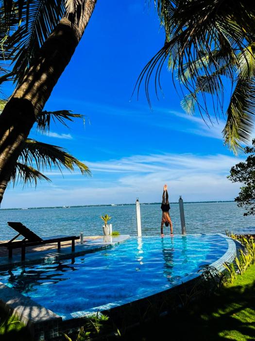 Hiru Lagoon Negombo