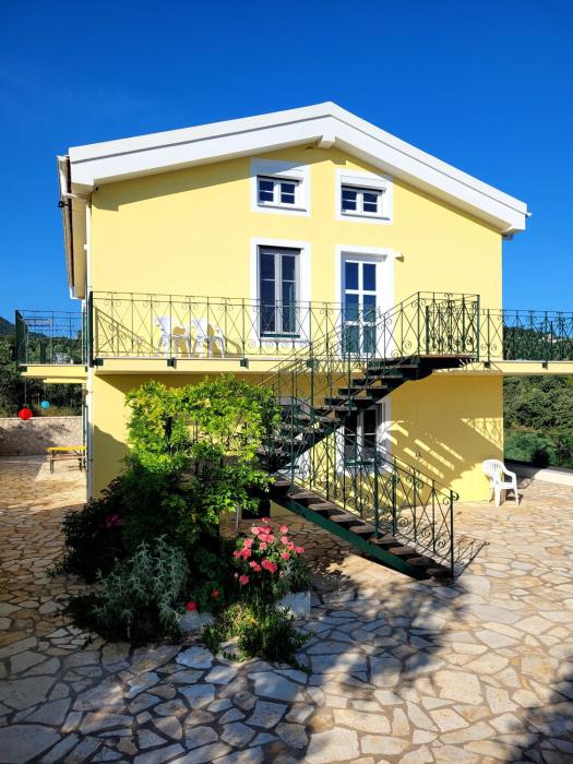 Gelbes Haus Korfu