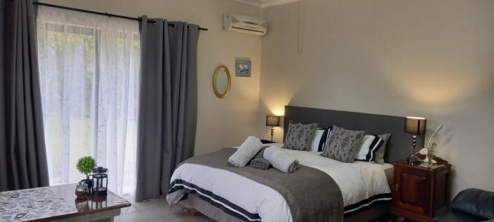 1-On-Scott Garden Suites