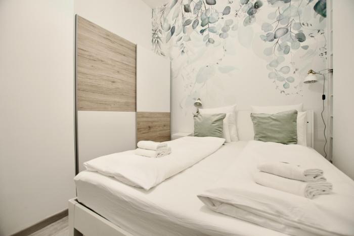 Standard Apartment by Hi5- Csengery street