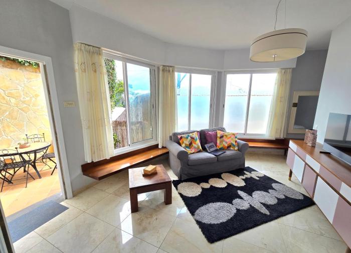 Home2Book Comfort Buganvilla Stay, Santa Cruz