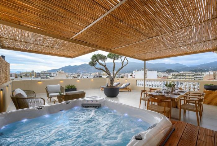 Balcony Luxury Apartment Kalamata