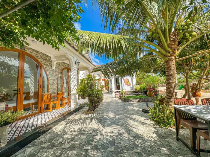 BA DŨNG VILLA COFFEE - ĐẢO PHÚ QUÝ - Bình Thuận