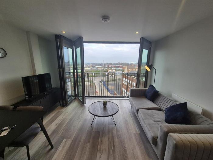 Stunning Central Birmingham 2 Bed Apartment