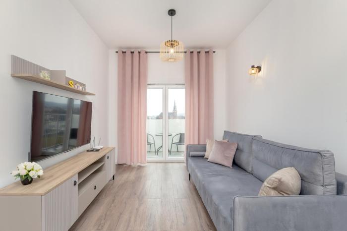 Cosy Apartment with Balcony in Rzeszów by Heyrent