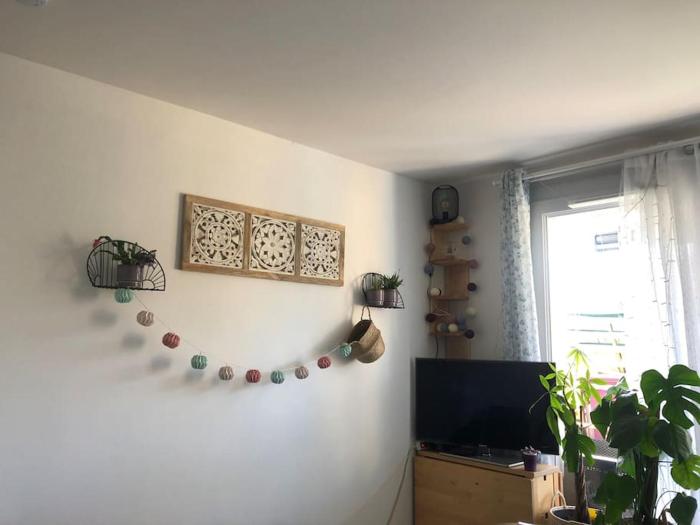Appartement avec jardin et terrasse couverte