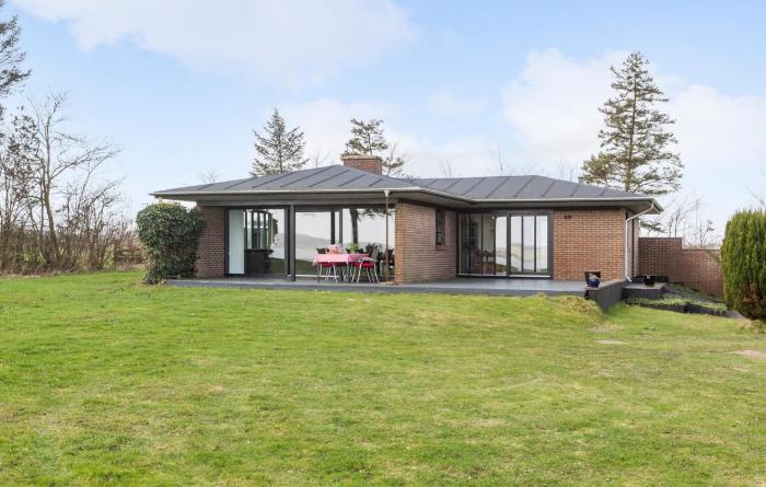 Awesome Home In Roslev With Kitchen