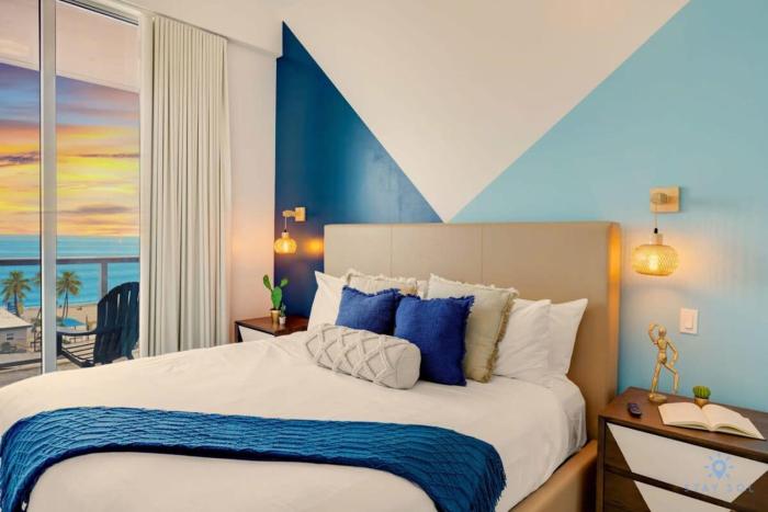 Ocean View Balcony - Rooftop Pool & Hot Tub - Gym