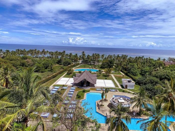 Bahari Studio Beach Front Apartment.