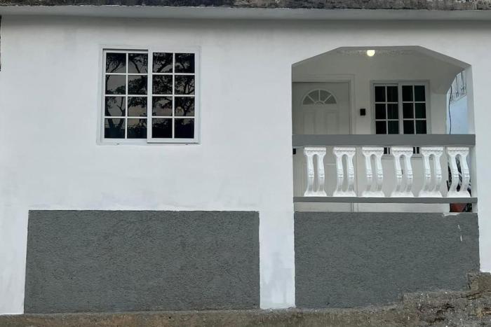 Cozy 2 bed in Ocho Rios