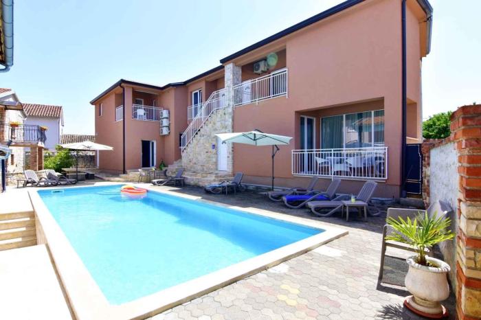 Family friendly apartments with a swimming pool Tar, Porec - 22756