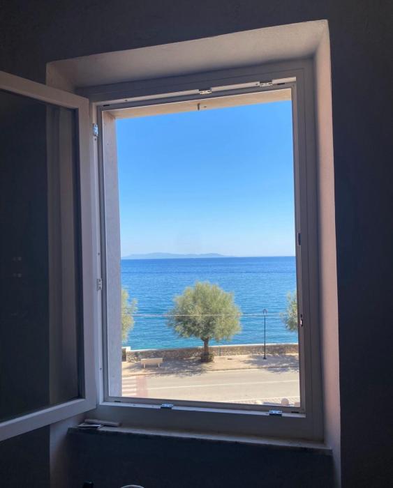 Le finestre sul mare