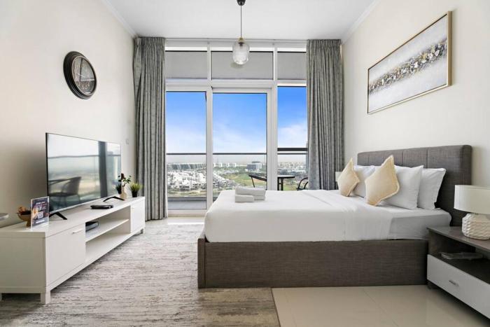 Cozy Studio in Damac Hills