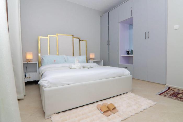 R&R Cozy Homes - one bedroom NAIVASHA, Kenyatta Avenue