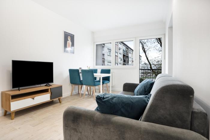 Zagreb 286 - 2 Bedroom Apartment - Balcony - WiFi - Keybox entry