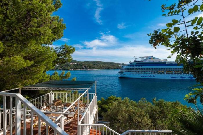 Diamond Sea - Vacation House with Private Parking and a Big Terrace over the Sea