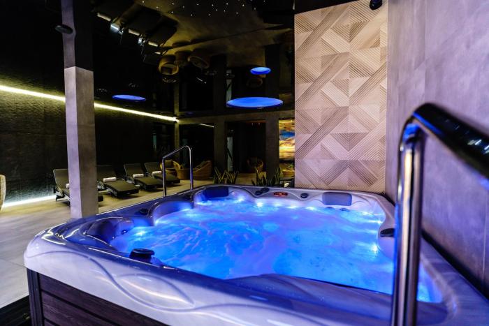 Apartamenty Złote Piaski, Basen, sauna,jacuzzi, rolmasażer
