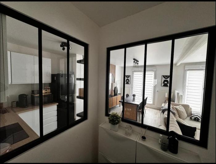 Grand F2 dernier etage belle vue