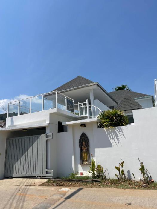 John’s pool villa Rawai