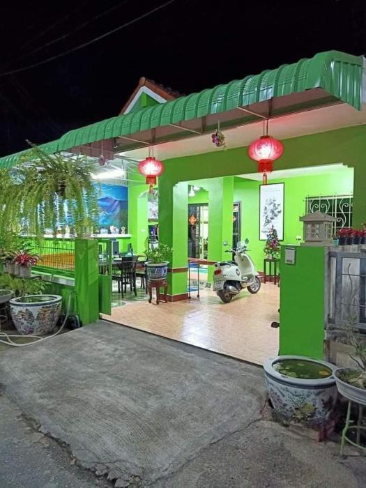 Greenhouse homestay betong