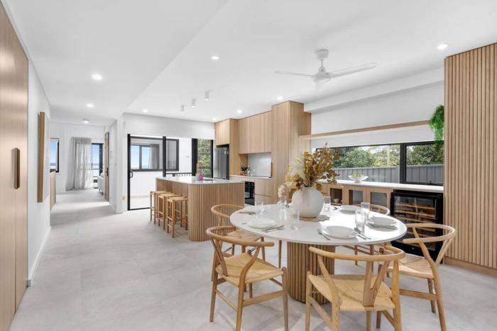 Blenheim Beach Villa