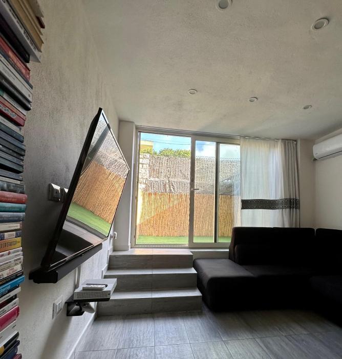 CannonHouse - La pavoncella Nera