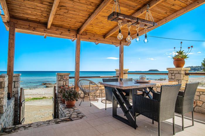 Pearl of Stegna - Beach House